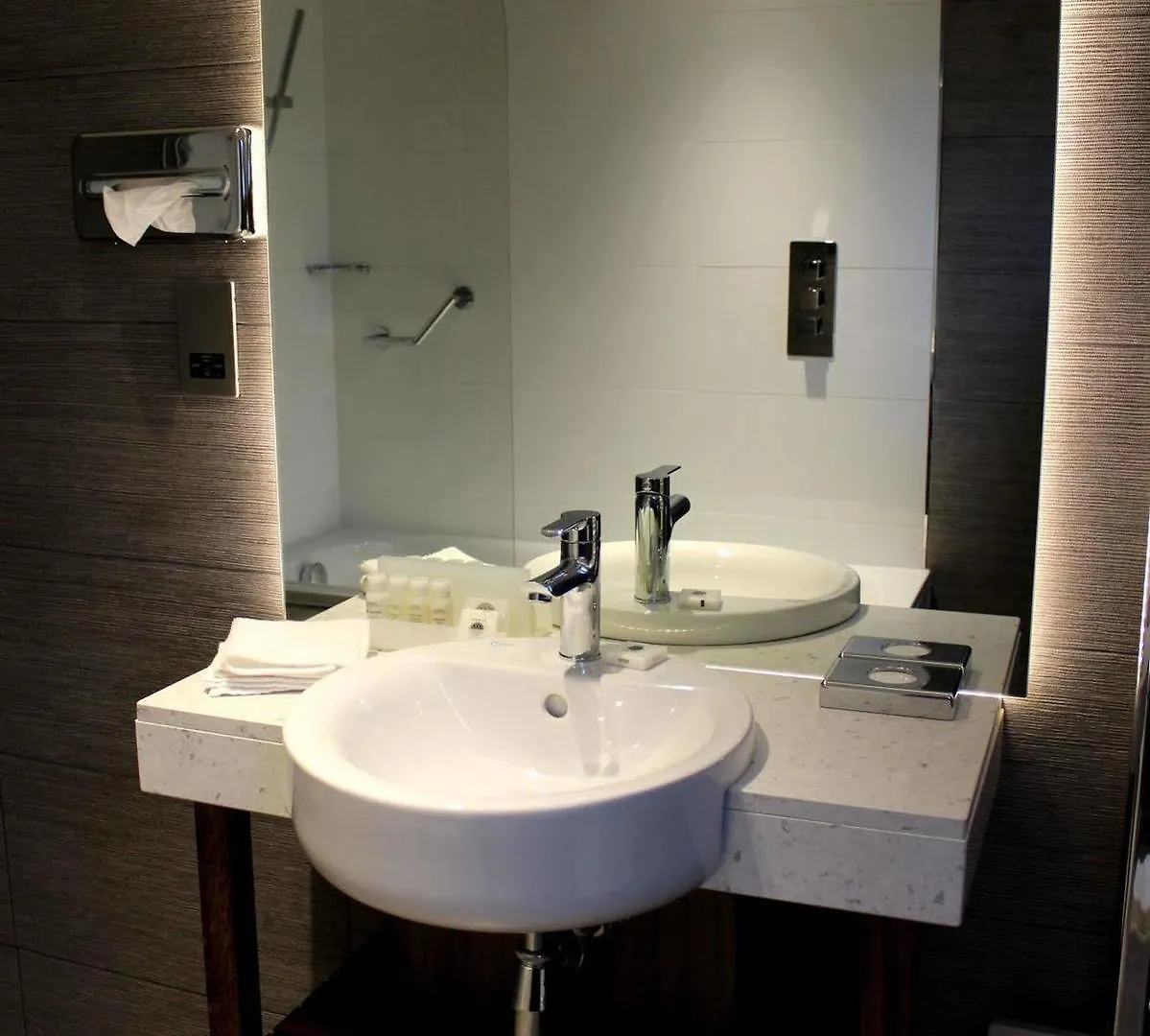 ניוקאסל 91 Aparthotel Jesmond Road